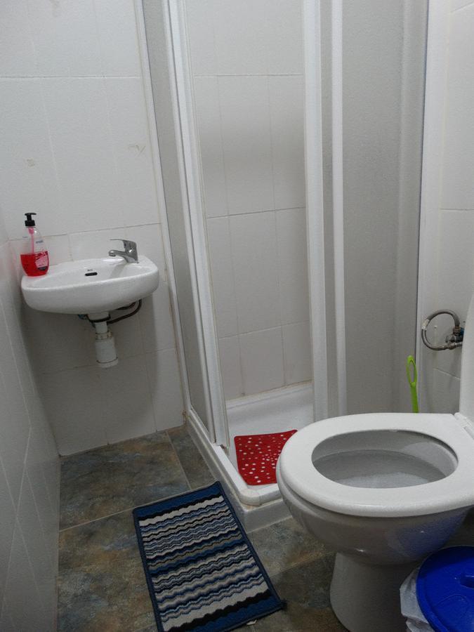 Pension Teruel บาร์เซโลนา ภายนอก รูปภาพ