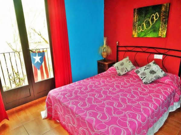 Pension Teruel บาร์เซโลนา ภายนอก รูปภาพ