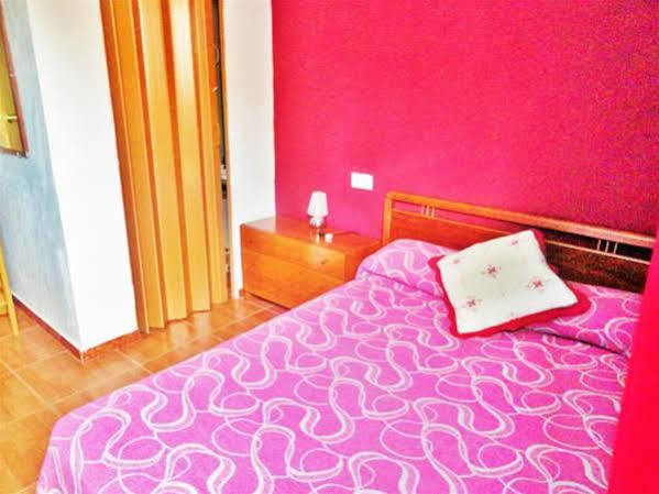 Pension Teruel บาร์เซโลนา ภายนอก รูปภาพ