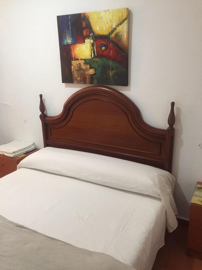 Pension Teruel บาร์เซโลนา ภายนอก รูปภาพ